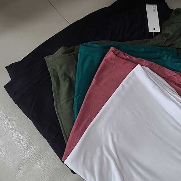 Nwt Daily Ritual Penguin Tail Ts. Assorted Colors Available. small - Picture 2 of 12